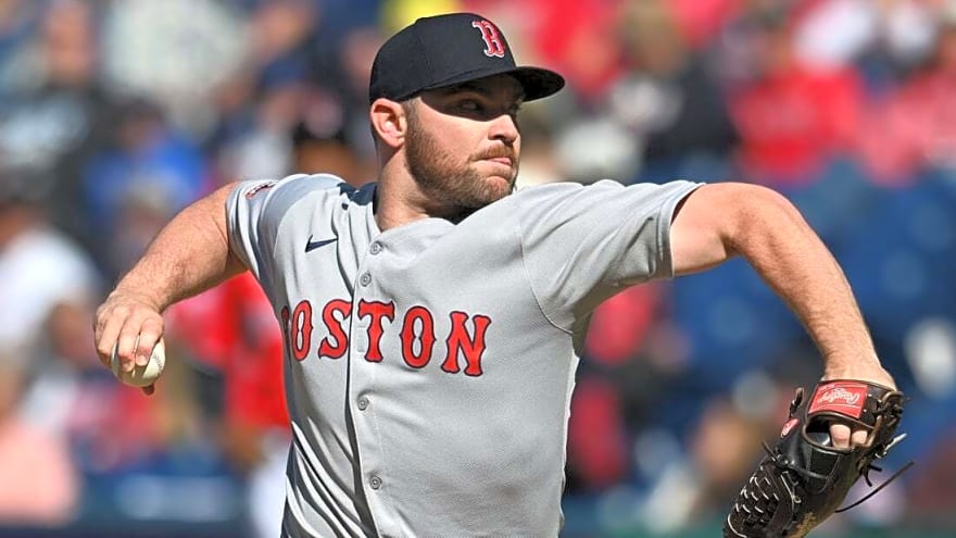 Twins sign veteran reliever Liam Hendriks