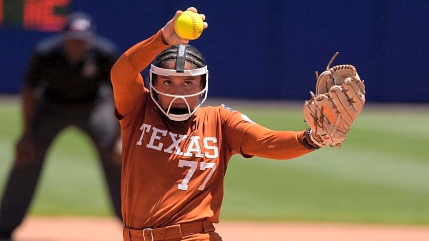 Texas powers past Tennessee to force winner-take-all WCWS semifinal