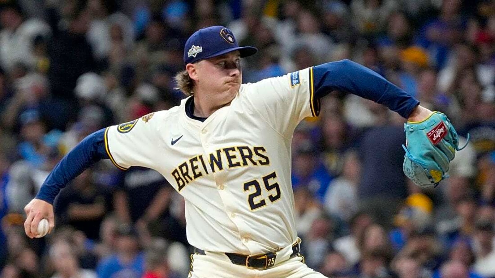 Brewers blast three homers to take 2-0 NLDS lead over Cubs