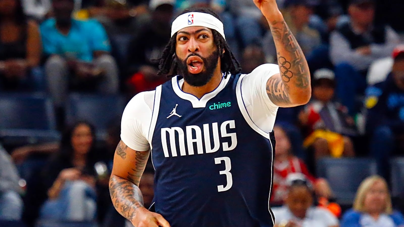 Mavericks' Anthony Davis takes next step in injury recovery