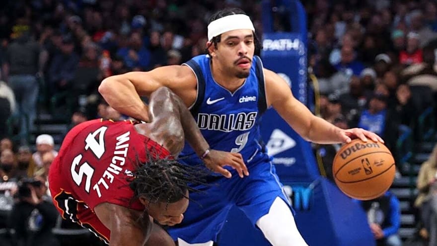 Mavericks earn season-best third straight win by downing Heat