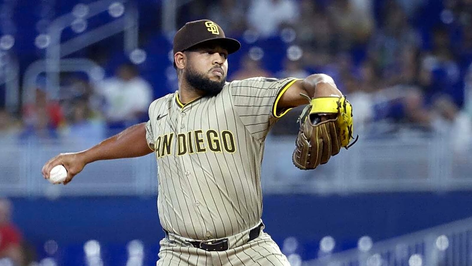 Padres looking for more pop from lineup in clash vs. Cards
