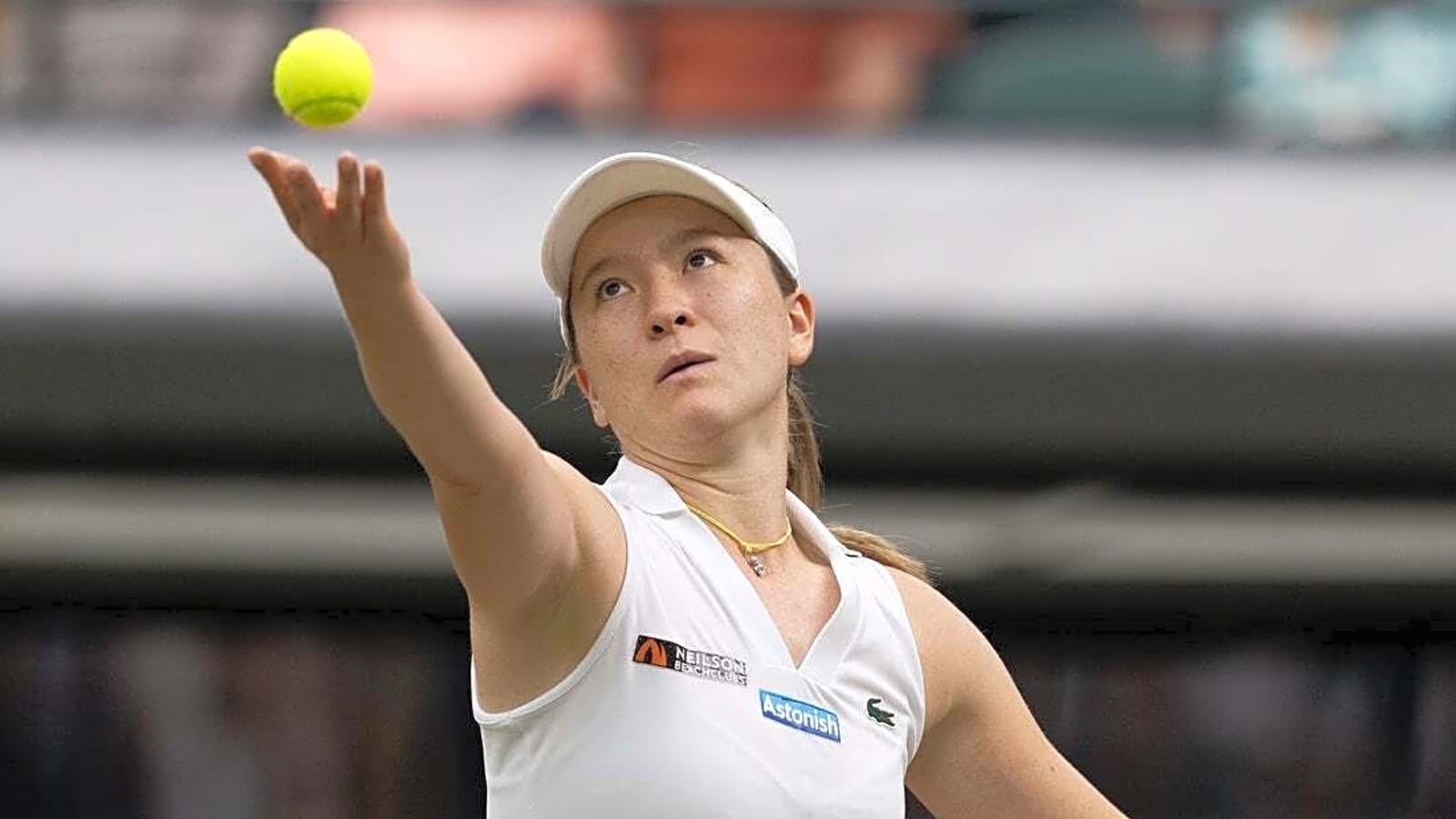 WTA Roundup: Lulu Sun knocks off defending champ Daria Kasatkina at Eastbourne