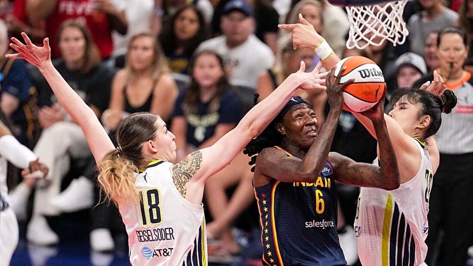 Explosive second quarter catapults Fever past Wings