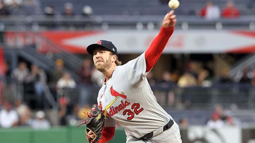Cardinals ride 5 early runs to snap Pirates’ 5-game win streak