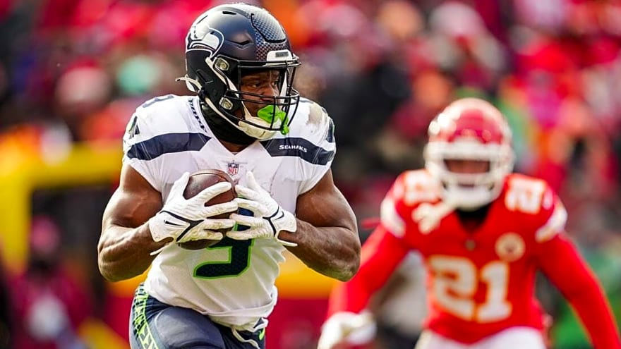 Reports: Chiefs to sign RB Kenneth Walker III