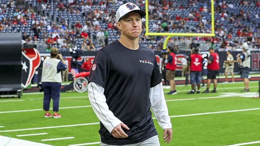 Reports: Dolphins promoting Bobby Slowik to offensive coordinator