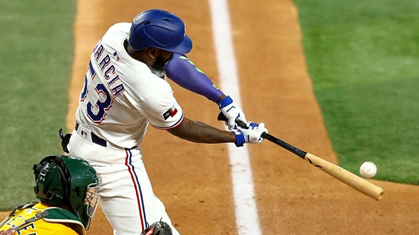Seager’s three-run homer backs deGrom as Rangers beat Athletics