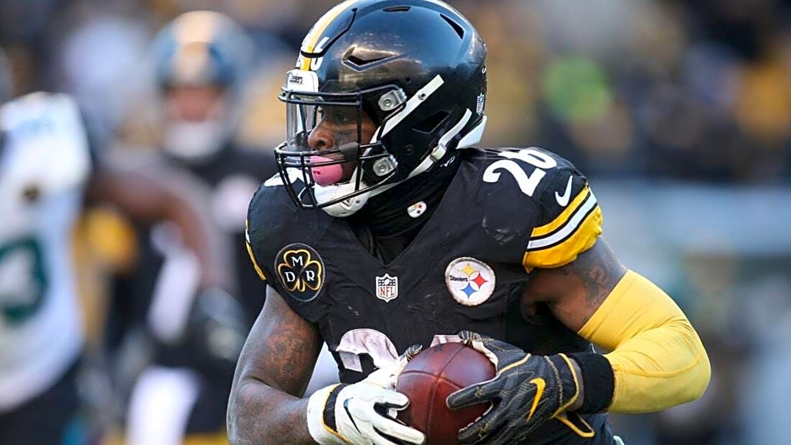 Ex-Steelers RB Le'Veon Bell arrested in Canton, Ohio