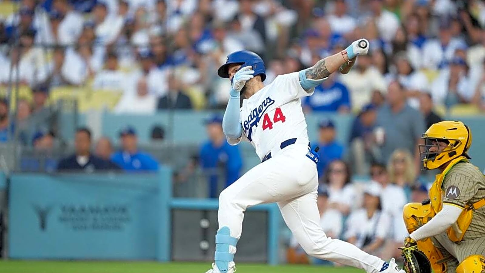 Dodgers top Padres on Will Smith&#39;s pinch walk-off homer