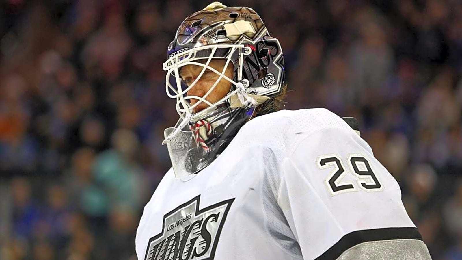 Kings acquire G Pheonix Copley from Lightning
