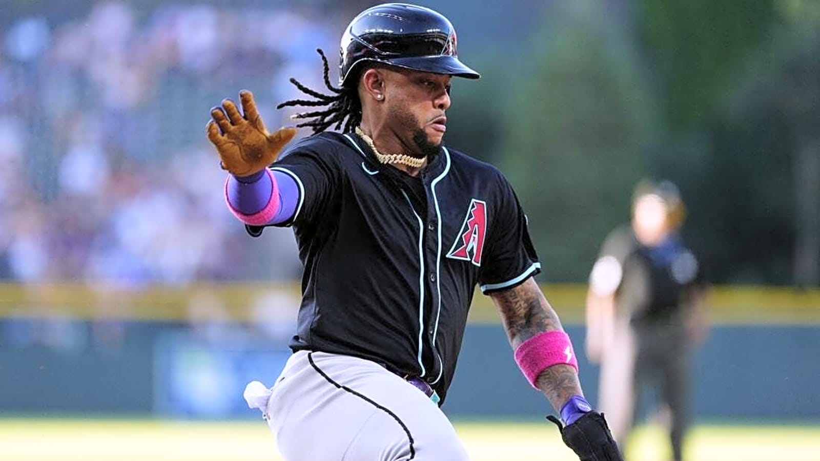 Eugenio Suarez, Ketel Marte lead surging D-backs past Rockies