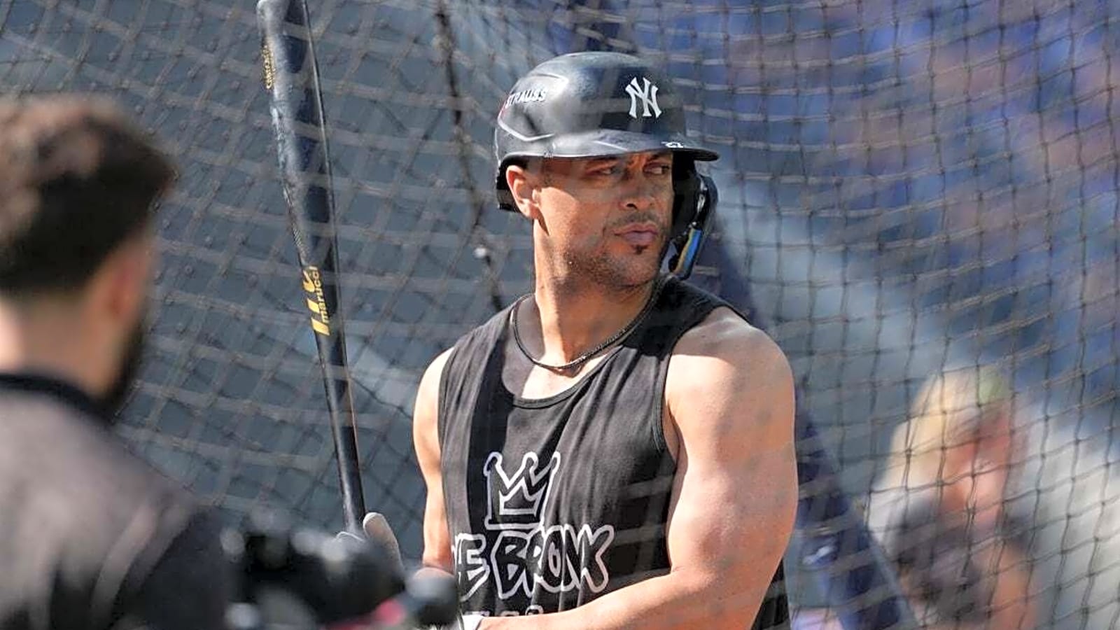 Yankees DH Giancarlo Stanton ready to swing, can't open bag of chips