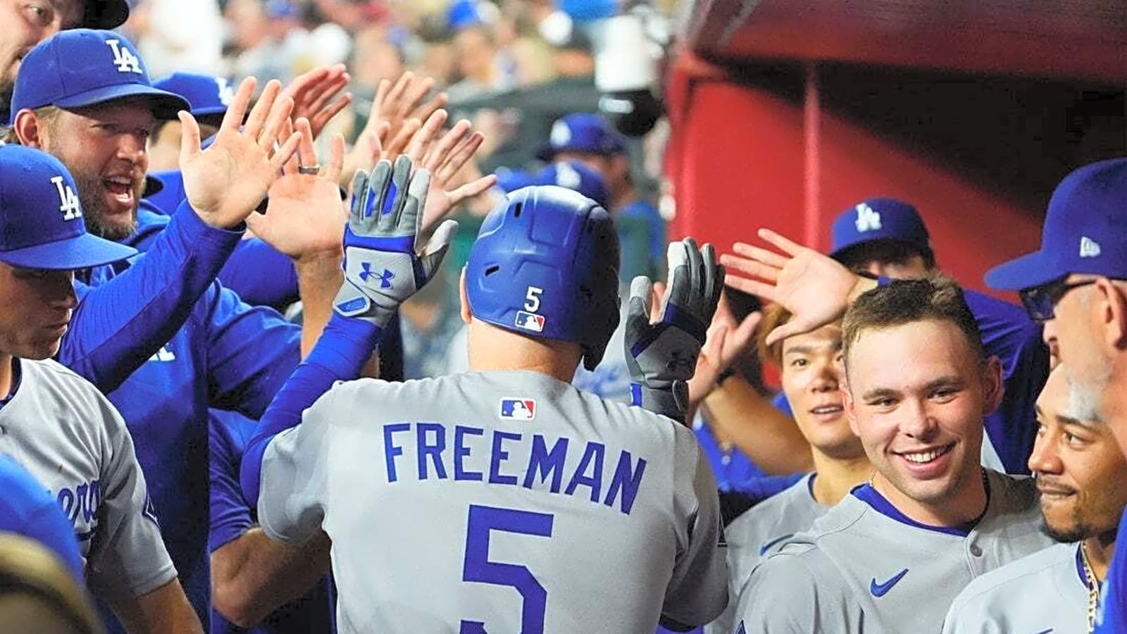 Dodgers clinch NL West crown with shutout of Diamondbacks