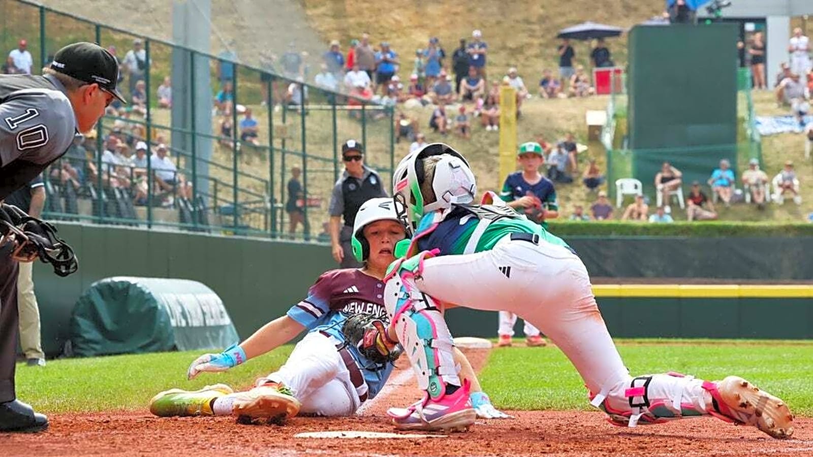LLBWS roundup: Bonney Lake Washington eliminates Braintree Massachusetts