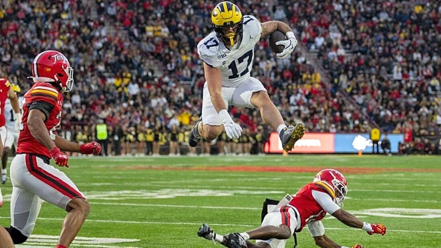 Bryson Kuzdzal pushes No. 18 Michigan to ninth straight over Maryland