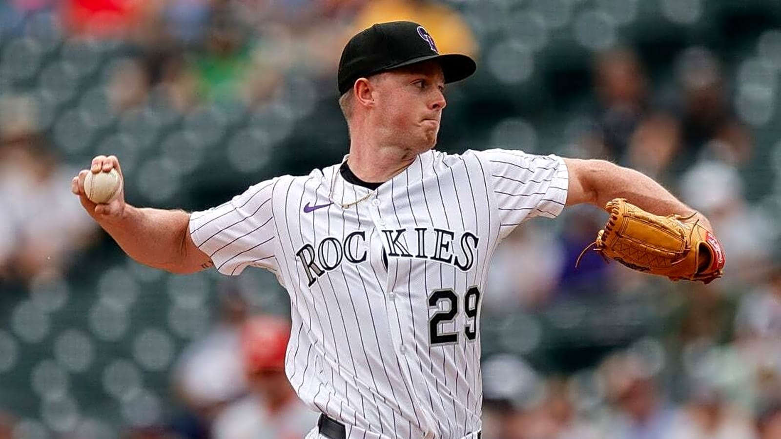 Rockies rookie shuts out Cardinals to snap team's ugly streak