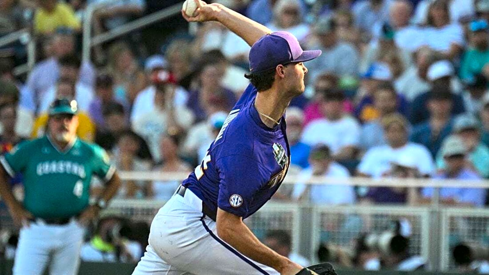 Kade Anderson, No. 6 LSU shut out No. 13 Coastal Carolina in MCWS Game 1
