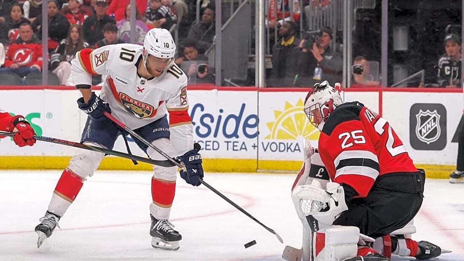 Devils dim Panthers playoff hopes in dominating victory