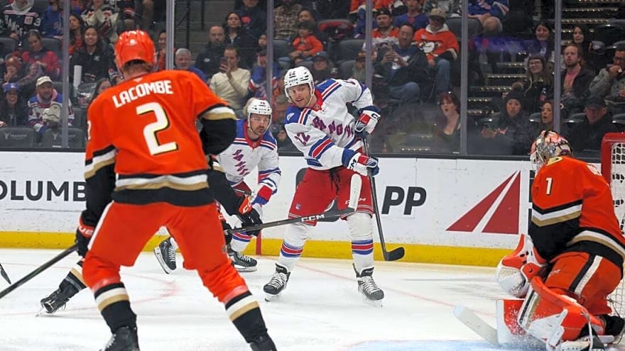 Cutter Gauthier nets pair as Ducks top Rangers to extend win streak