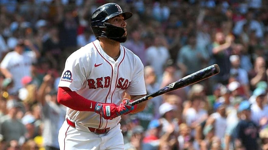 Red Sox battle A&#39;s, remain &#39;patient&#39; with injured Wilyer Abreu