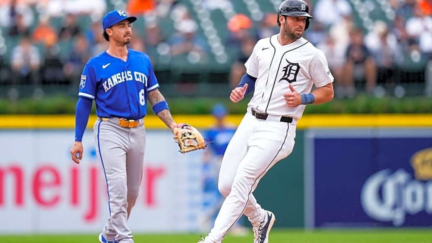 Tigers use 9th-inning rally to beat Royals for 6th straight win