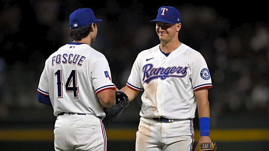 MLB roundup: Rangers pitch shutout to end Cubs' 10-game win streak