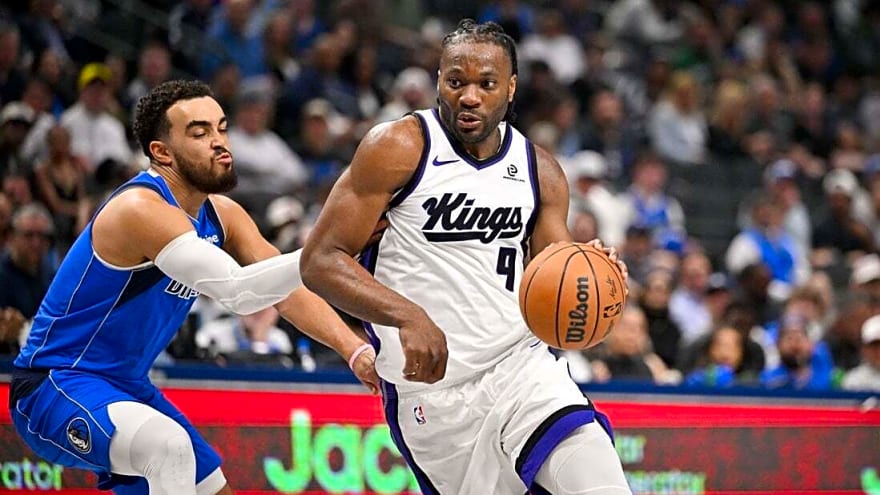 Precious Achiuwa's career night lifts Kings past Mavs