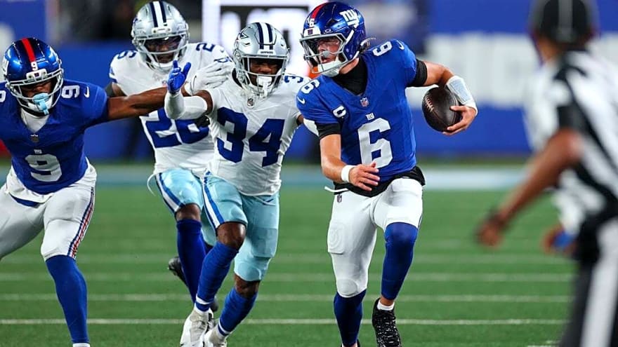 Giants control ball, take down Cowboys in season opener
