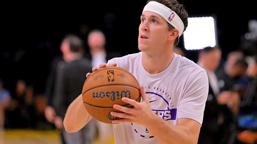 Reports: Austin Reaves to sign 4-year, $185M deal with Lakers