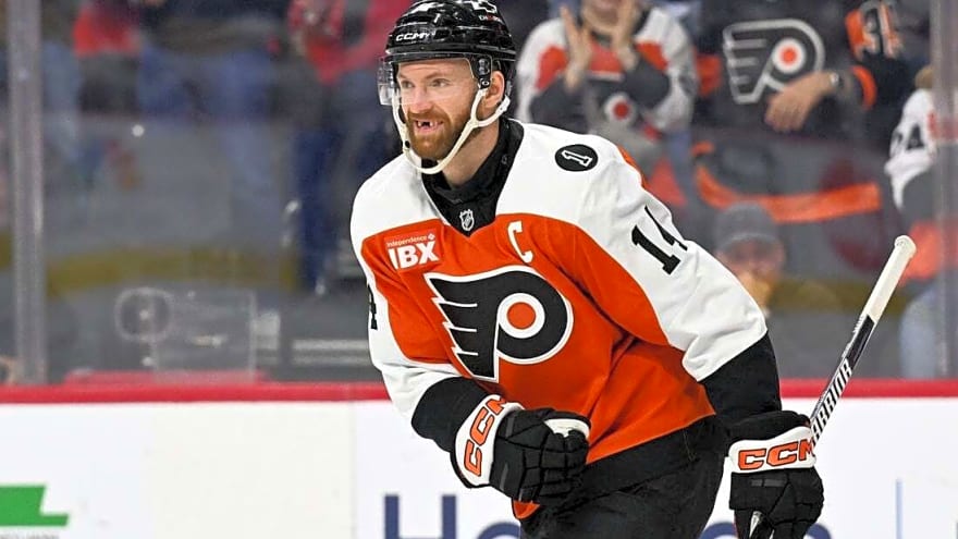 Flyers keep playoff hopes alive, thump Blackhawks