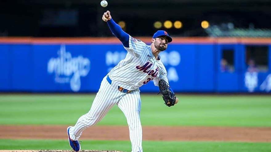 Mets licking their wounds as Brewers come to town
