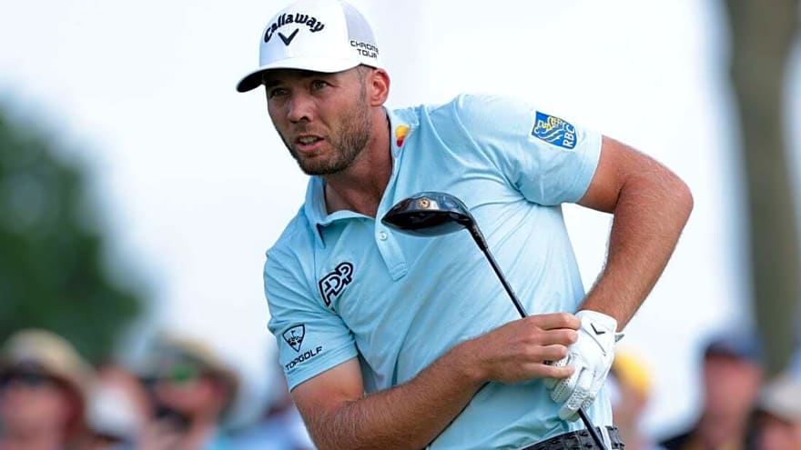 Sam Burns stays one stroke ahead at U.S. Open