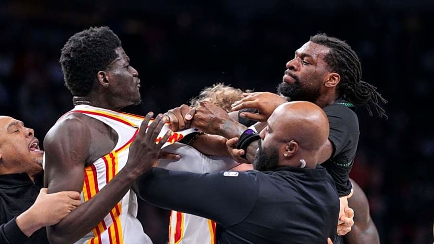 NBA fines Hawks' Mouhamed Gueye, Wolves' Naz Reid $35K for altercation