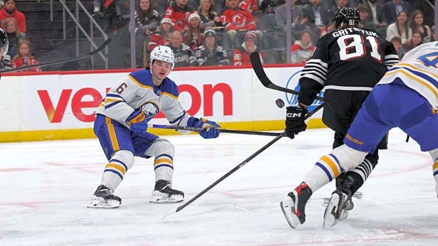 Streaking Sabres aren't slowed in taking down Devils