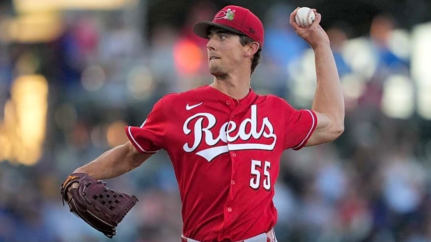 Reds' Brandon Williamson relishes return to mound vs. Pirates