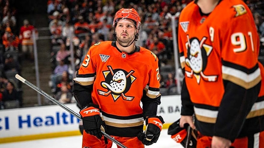 Mason McTavish nets shootout winner as Ducks down Flames