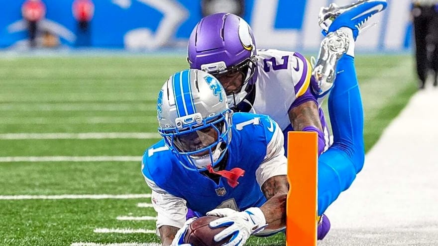 Lions' fleeting playoff hopes on the line Christmas Day vs. Vikings