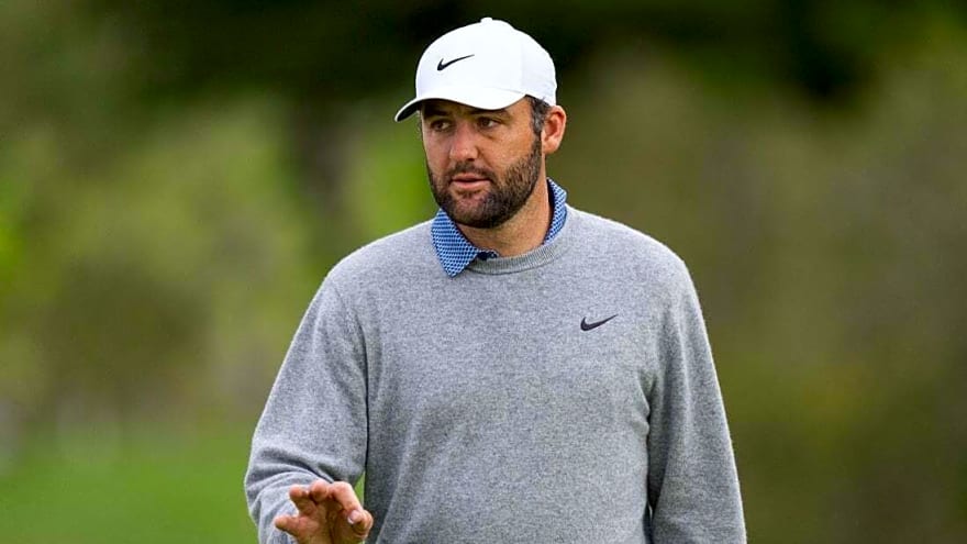 Golf Glance: Riviera welcomes PGA Tour year after fires; LPGA tees off 'Asia swing'