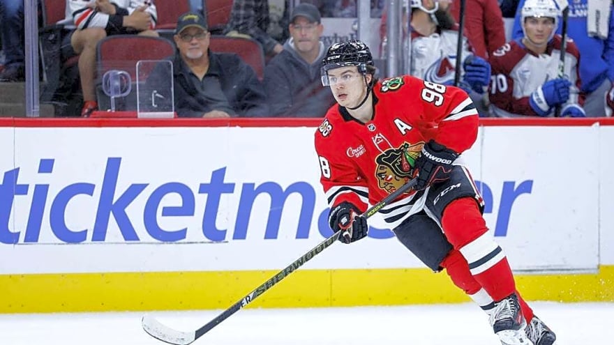 Blackhawks hope to get back on track vs. bottom-feeding Predators