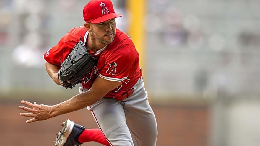 Hot Angels plate 4 runs in 8th, shut out Braves