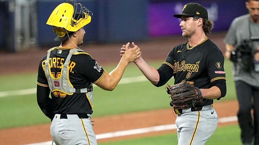 MLB roundup: Pirates' Braxton Ashcraft goes distance, fans 10 Marlins