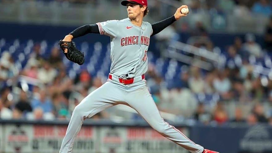 Brandon Williamson, Reds combine for three-hit shutout of Marlins