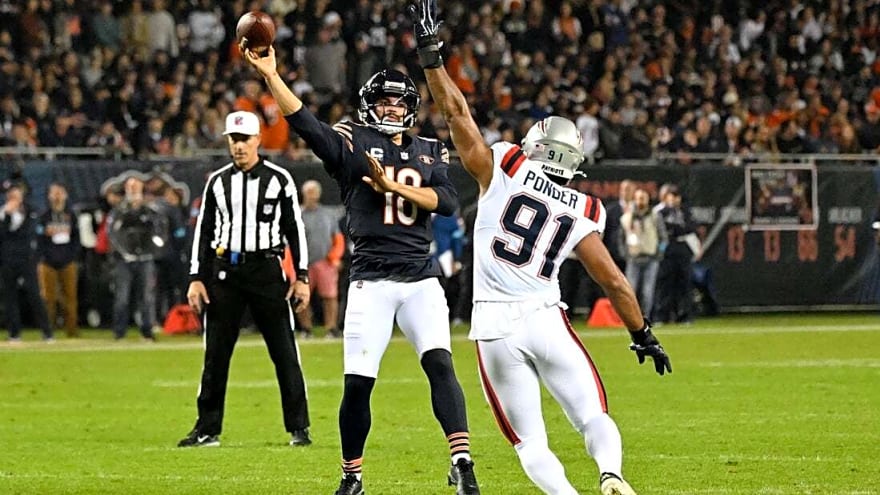 Caleb Williams, Luther Burden III help Bears end Pats' winning streak