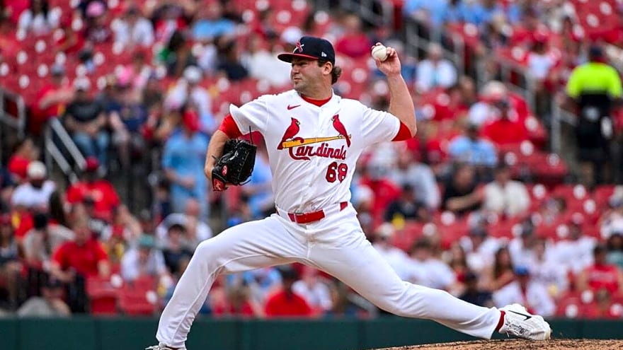 Cardinals add to bullpen, recall LHP Jared Shuster