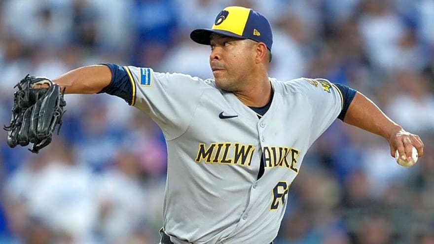 Reports: Rockies reach 1-year deal with LHP Jose Quintana