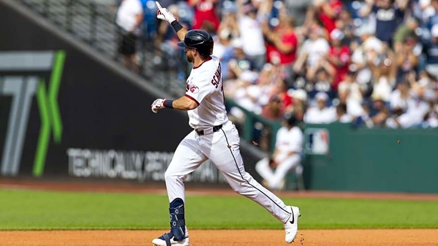 Daniel Schneemann blast lifts Guardians past Tigers