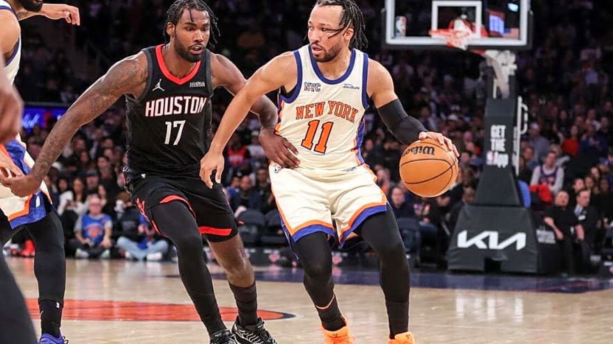 Knicks rally from 18-point 4th-quarter deficit to beat Rockets