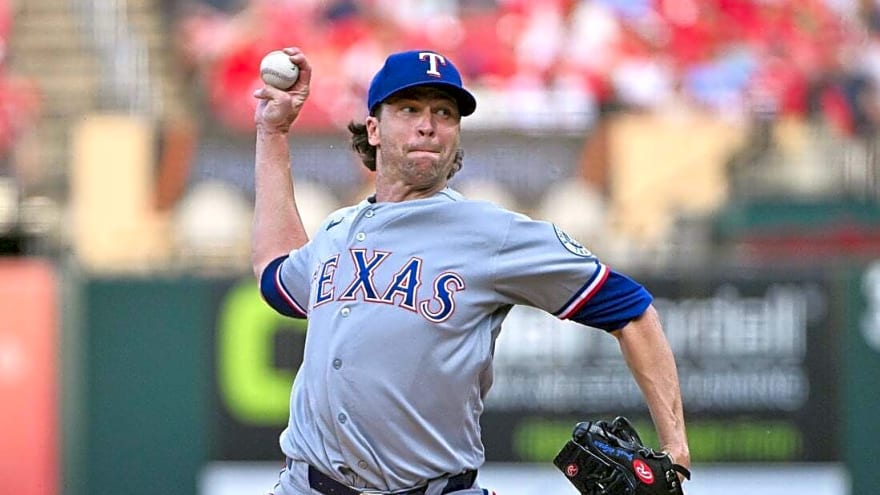 Jacob deGrom earns 100th victory as Rangers edge Cardinals