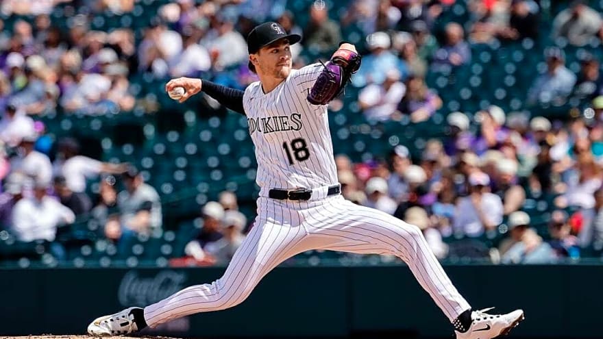 Rockies RHP Ryan Feltner, 2B Willi Castro injured vs. Padres